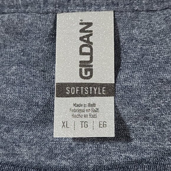 Pro Wrestling Crate CM Punk stars fists logo AEW Gray T-Shirt XL NWOT Gildan - Picture 3 of 4